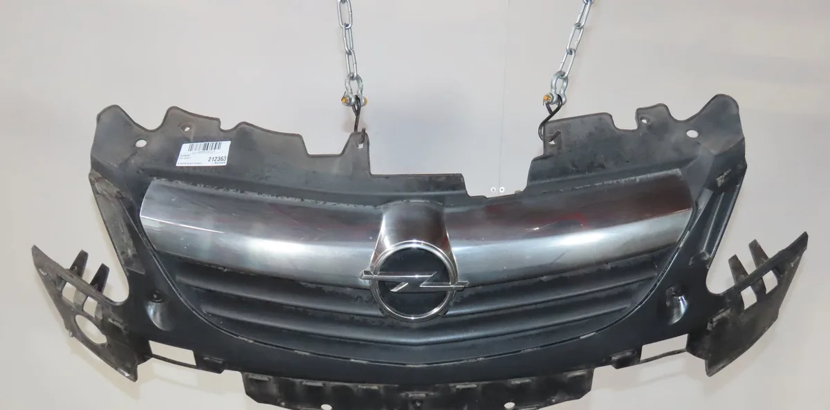 Calandre Opel CORSA D (S07) 1.3 cdti (l08, l68) (2006-2014) 5 portes occasion