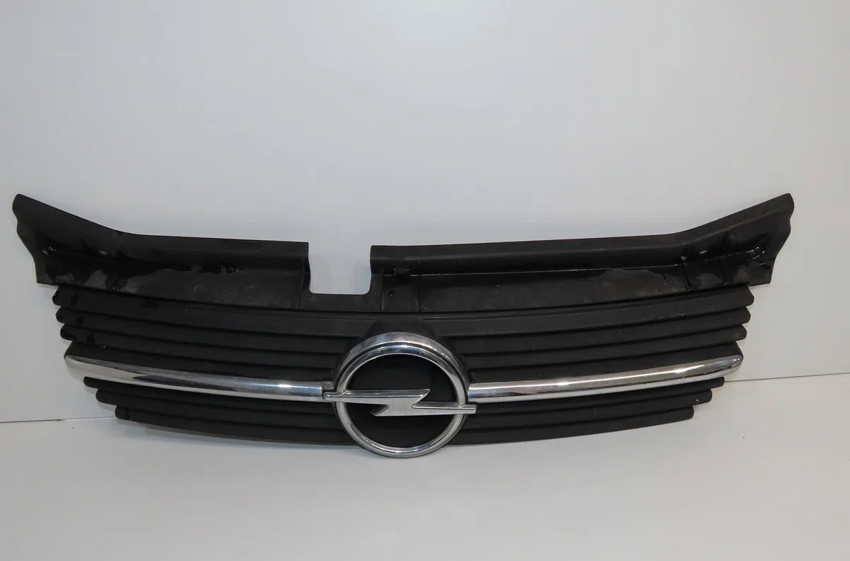 Calandre Opel OMEGA B (V94) 2.5 td (f69, m69, p69) (1994-2003) occasion — photo 2