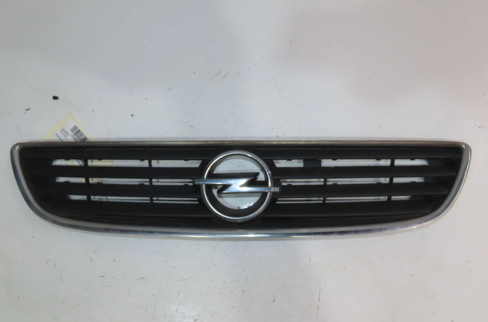 Calandre Opel ZAFIRA A Monospace (T98) 2.0 dti 16v (f75) (2000-2005) 5 portes occasion