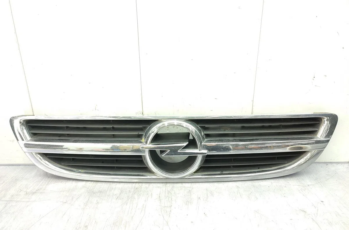 Calandre OPEL ZAFIRA A PHASE 2 occasion — photo 3