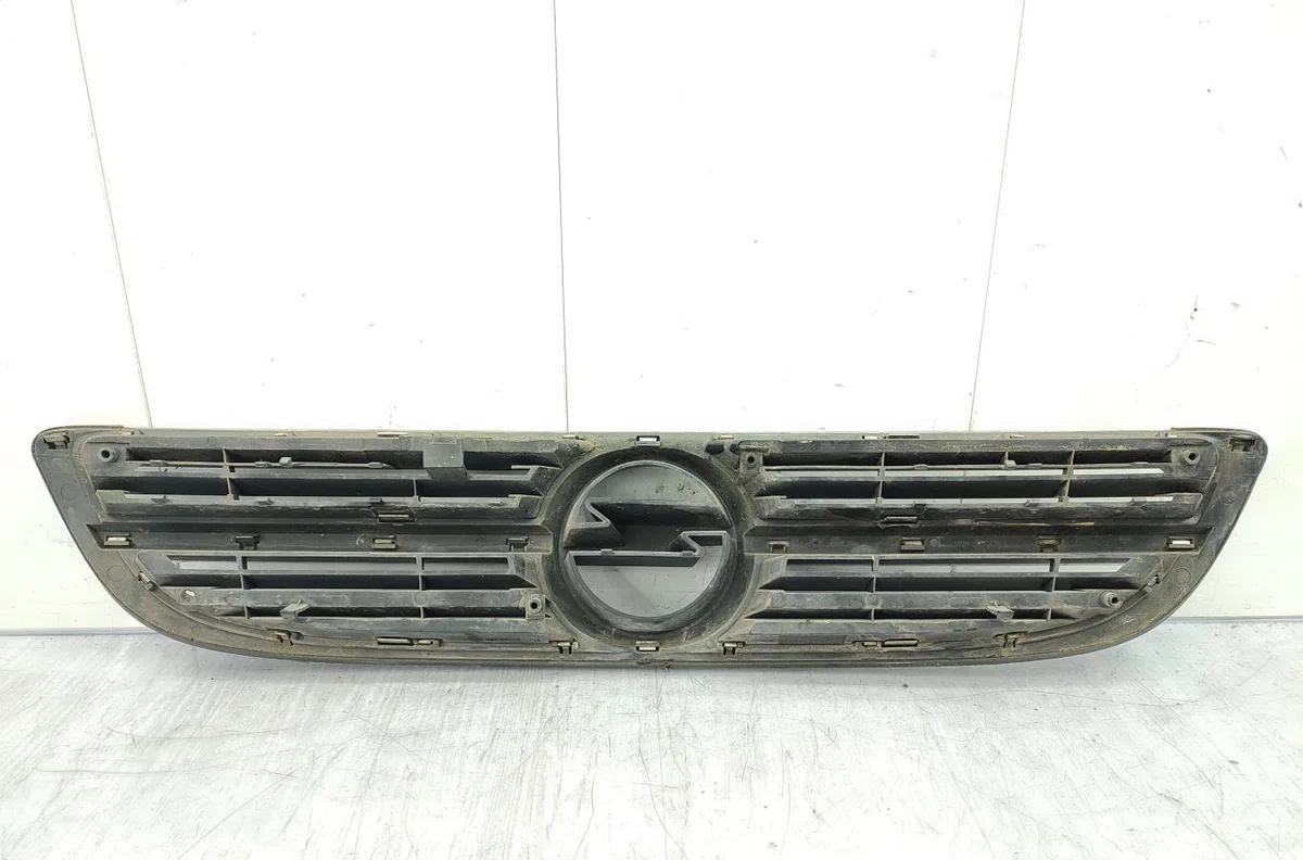 Calandre OPEL ZAFIRA A PHASE 2 occasion — photo 4