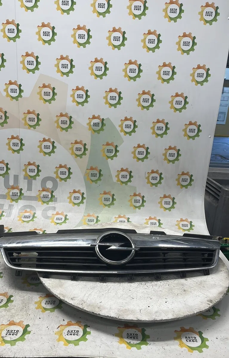 Calandre OPEL ZAFIRA B PHASE 1 occasion — photo 2