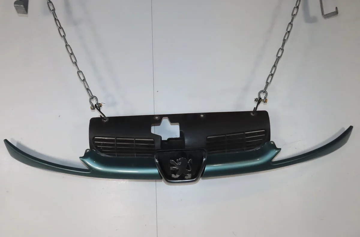 Calandre Peugeot 206 3-5 portes (2A-C) 1.1 i (1998-2007) occasion