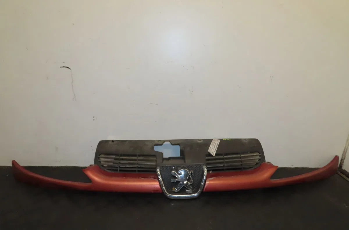 Calandre Peugeot 206 3-5 portes (2A-C) 1.4 hdi eco 70 (2001-2009) 5 portes occasion