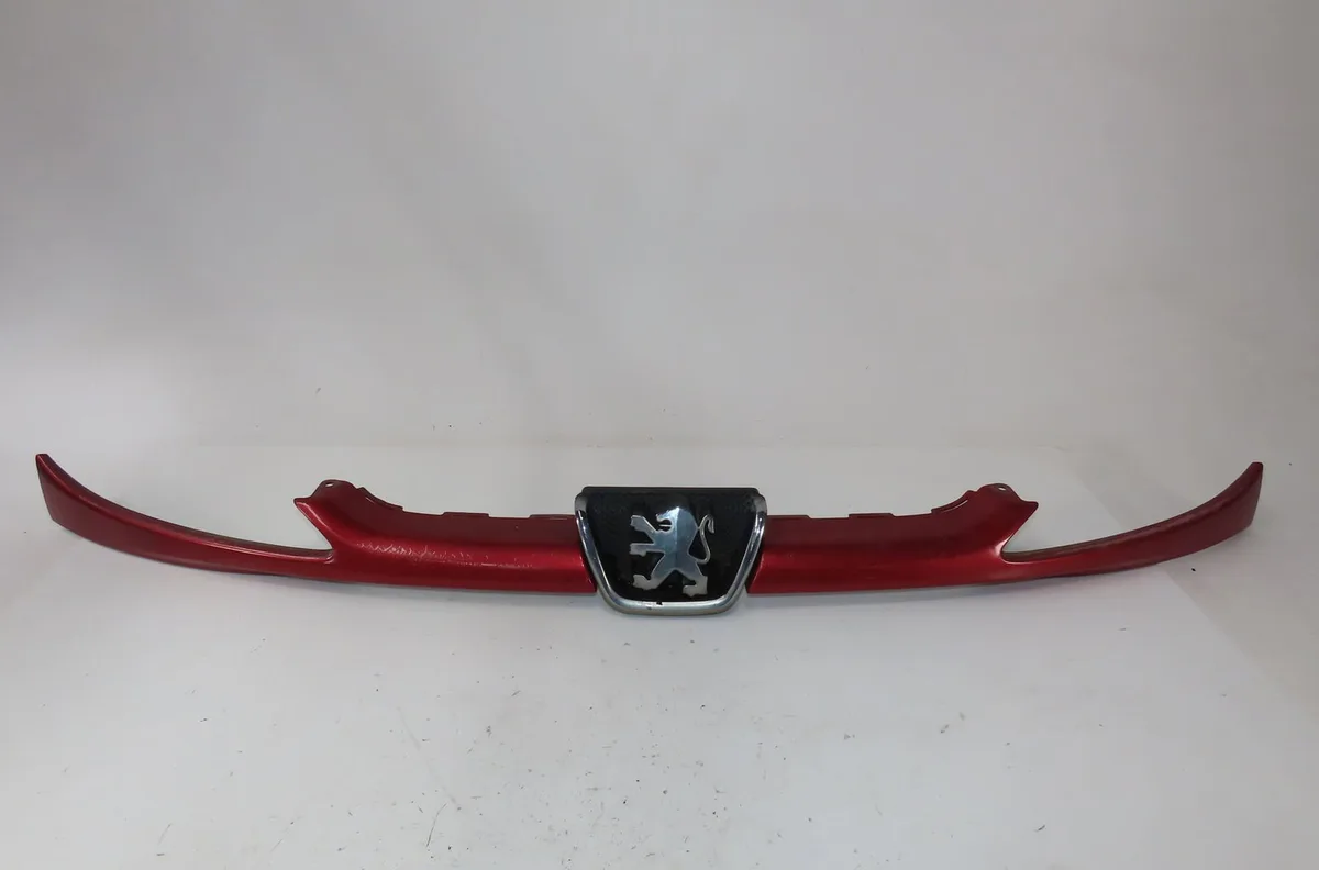 Calandre Peugeot 206 CC (2D) 1.6 16v (2dnfuf, 2dnfur) (2000-2007) 2 portes occasion