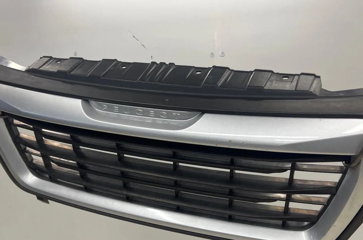 Calandre PEUGEOT BOXER 3 PHASE 2 occasion