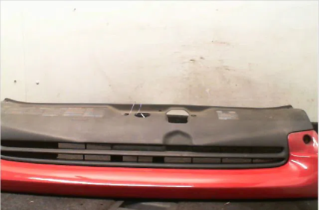 Calandre Renault CLIO II (BB_, CB_) 1.2 (bb0a, bb0f, bb10, bb1k, bb28, bb2d, bb2h, cb0a,... (1998-2010) 5 portes occasio