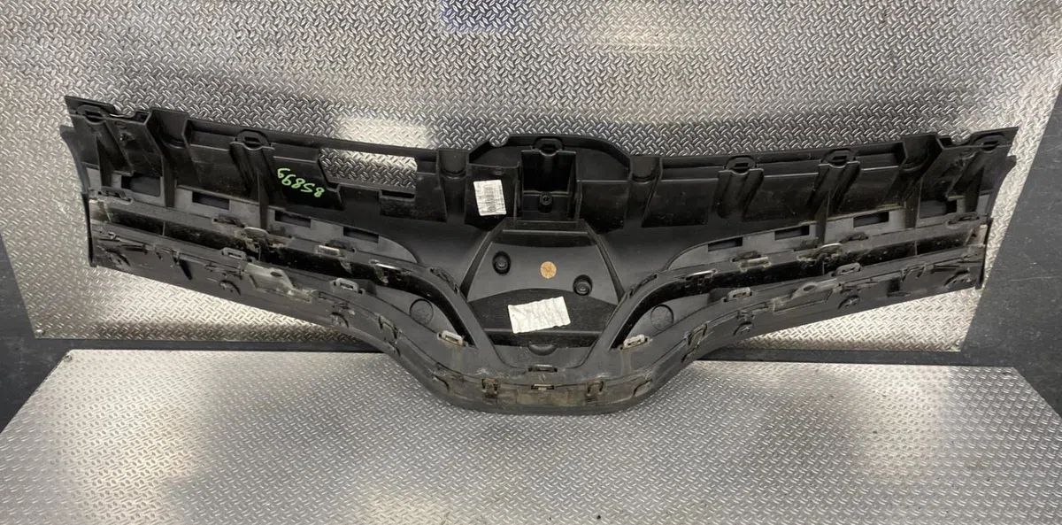 Calandre RENAULT KANGOO 2  KANGOO 2 PHASE 2 occasion — photo 2