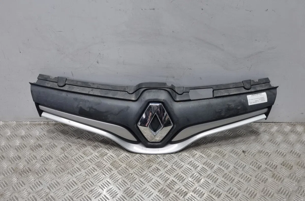 Calandre RENAULT KANGOO 2 PHASE 2 occasion — photo 4