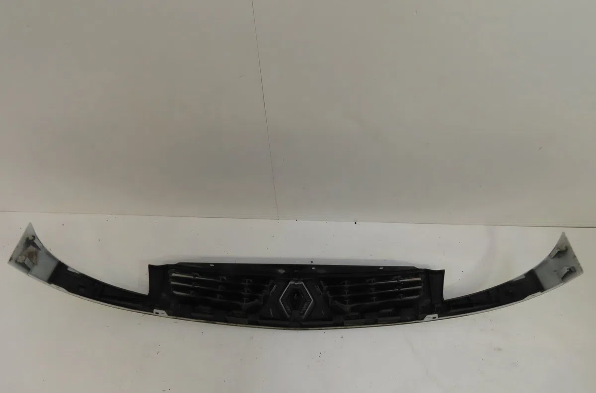 Calandre Renault KANGOO Express (FC0-1_) 1.5 dci (fc07, fc1r) (2001) 4 portes occasion