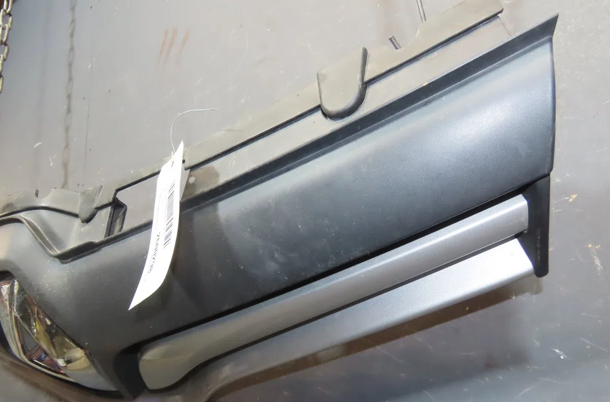 Calandre Renault KANGOO Express (FW0-1_) 1.5 dci 90 (fw0g, fw05, fw08, fw11) (2009) 4 portes occasion — photo 3