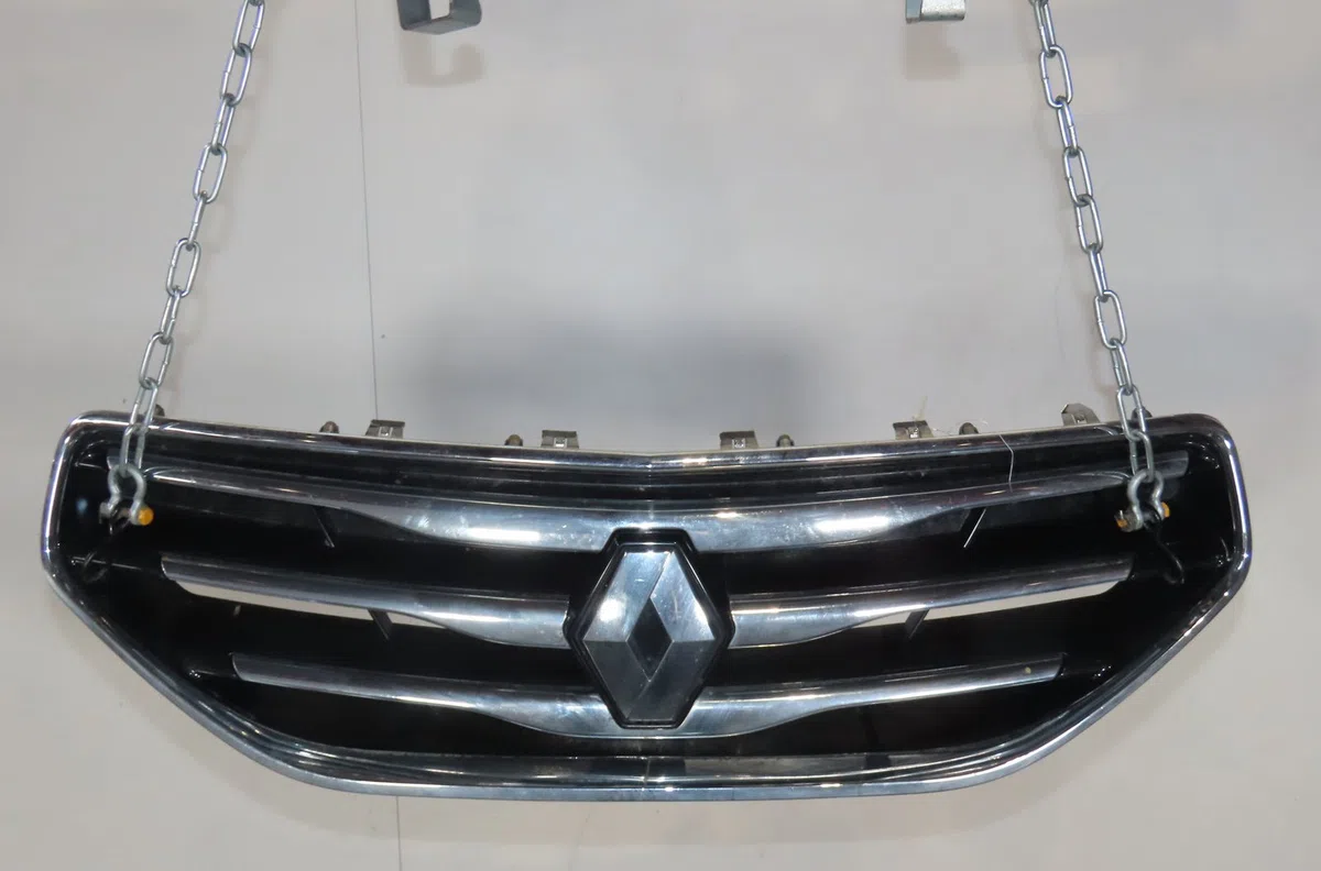 Calandre Renault KOLEOS I (HY_) 2.0 dci (hy0k) (2008) occasion — photo 2