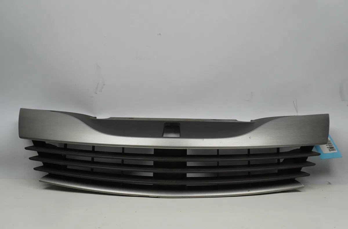 Calandre Renault LAGUNA II (BG0-1_) 1.8 16v (bg04, bg0b, bg0c, bg0v) (2001-2005) occasion — photo 2