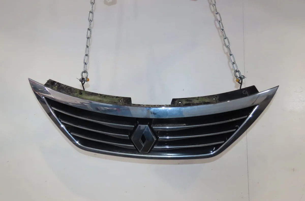 Calandre Renault LATITUDE (L70_) 2.0 dci 150 (l70h) (2011) occasion