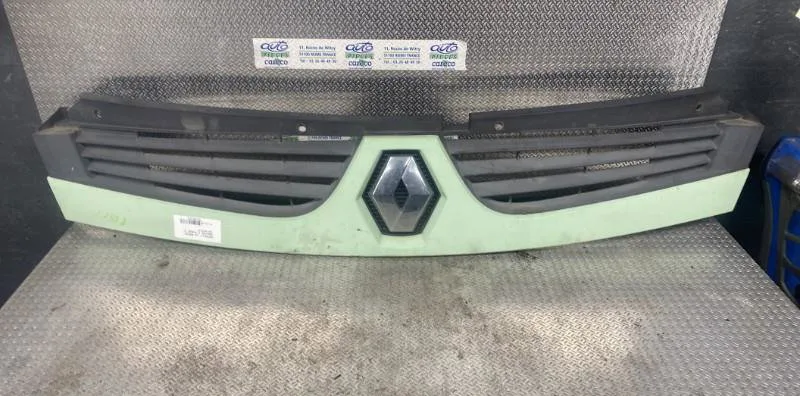 Calandre RENAULT MASTER 2 PHASE 3 occasion