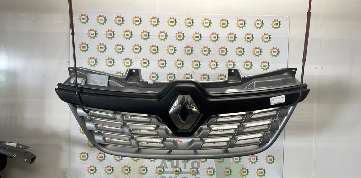 Calandre RENAULT MASTER 3 PHASE 2 occasion — photo 3