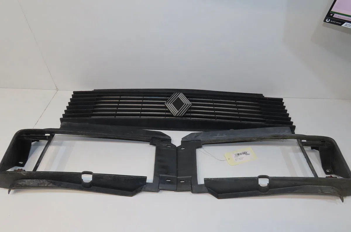 Calandre RENAULT MASTER I 1989 occasion — photo 2