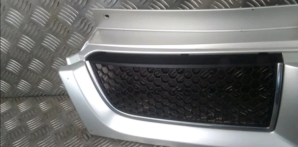Calandre Renault TRAFIC II Camionnette (FL) 1.9 dci 100 (fl0c) (2001-2006) occasion