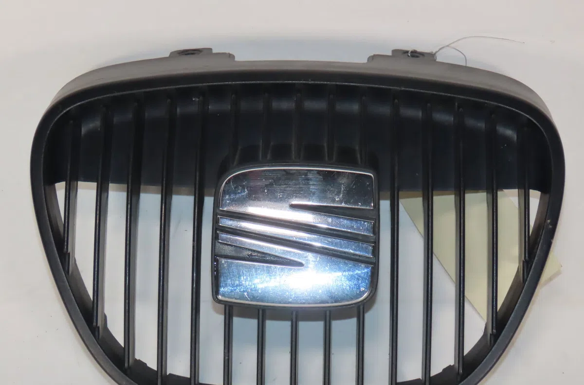 Calandre Seat CORDOBA (6L2) 1.4 tdi (2002-2005) occasion — photo 2