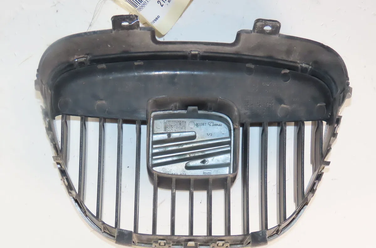 Calandre Seat IBIZA III (6L1) 1.9 tdi (2002-2009) occasion — photo 2
