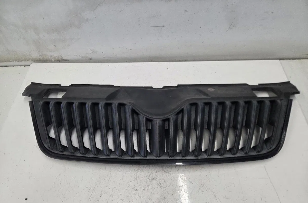 Calandre SKODA FABIA 2 PHASE 2 occasion