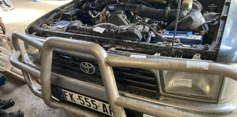 Calandre TOYOTA 4 RUNNER occasion — photo 2