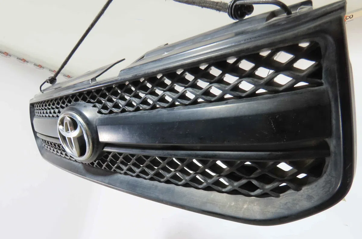 Calandre TOYOTA RAV4 II occasion — photo 3