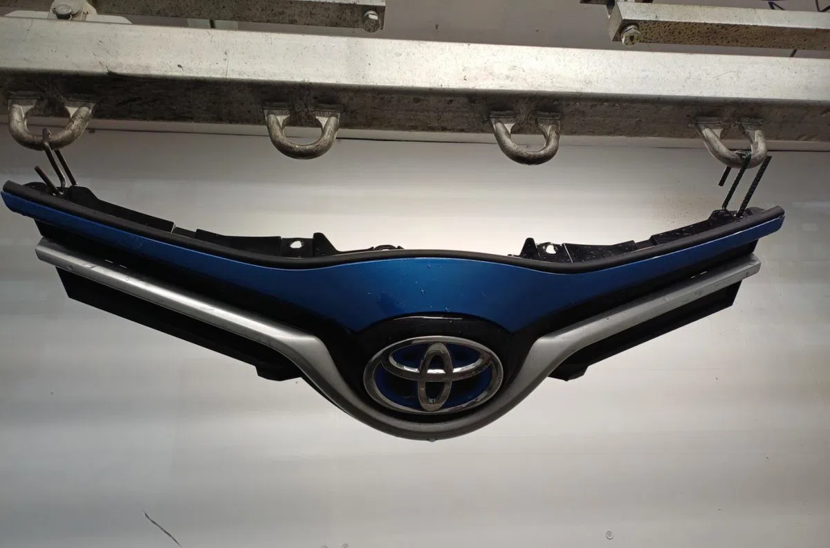 Calandre TOYOTA YARIS 3 PHASE 2 occasion