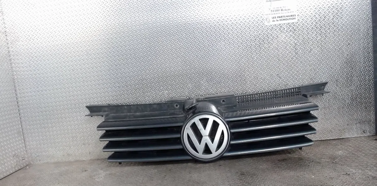 Calandre VOLKSWAGEN BORA  BORA BREAK occasion