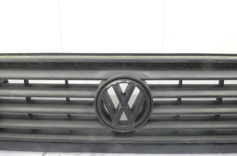 Calandre VOLKSWAGEN GOLF 2 occasion — photo 4