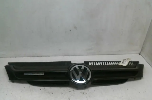Calandre Volkswagen GOLF PLUS V (5M1, 521) 1.9 tdi (2005-2009) 5 portes occasion
