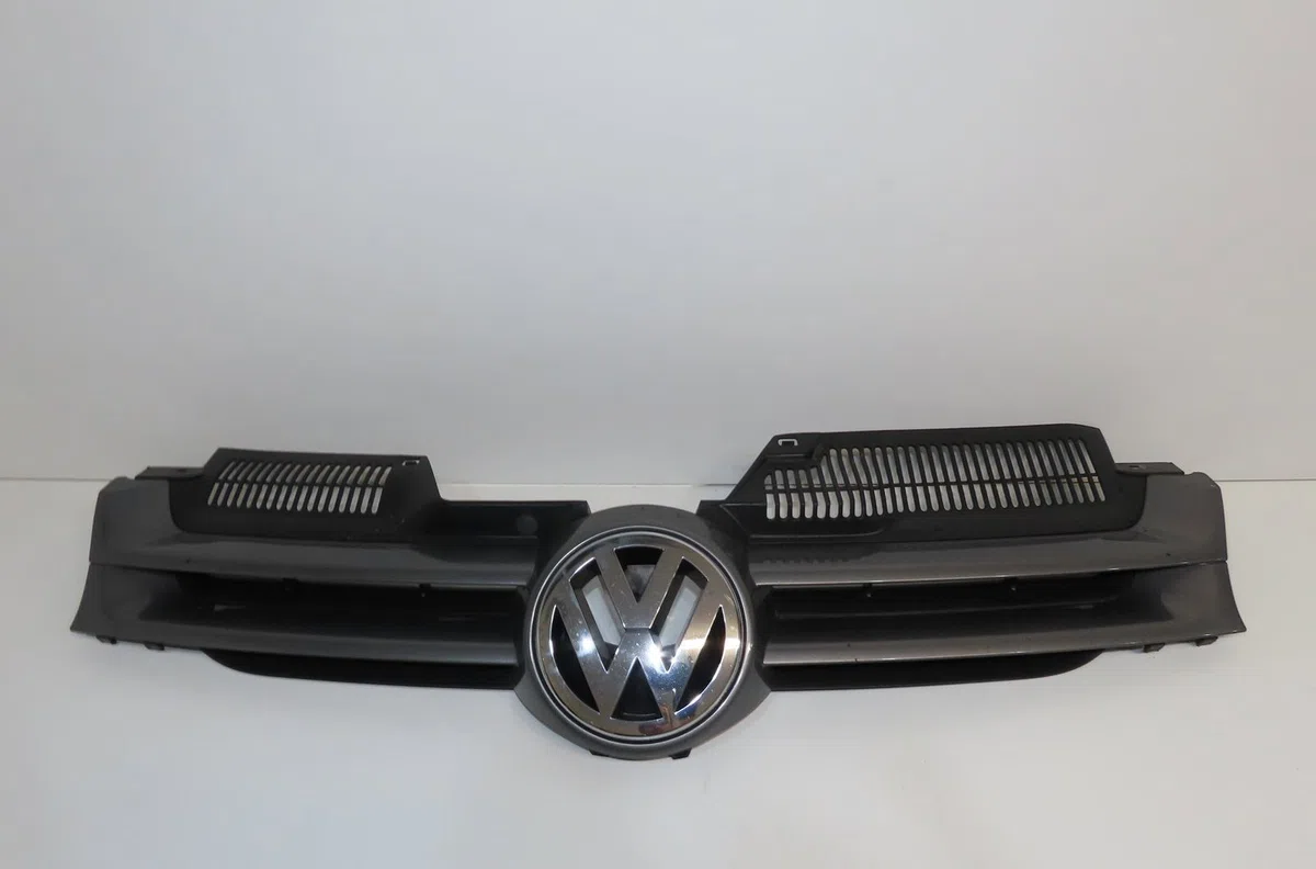 Calandre Volkswagen GOLF V (1K1) 1.6 (2004-2008) occasion — photo 2