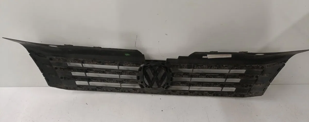 Calandre VOLKSWAGEN PASSAT 6 BREAK occasion — photo 3