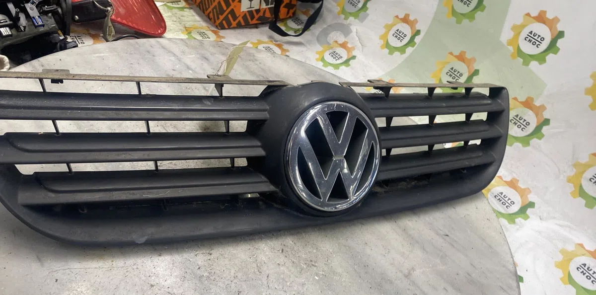 Calandre VOLKSWAGEN POLO 4 PHASE 1 occasion