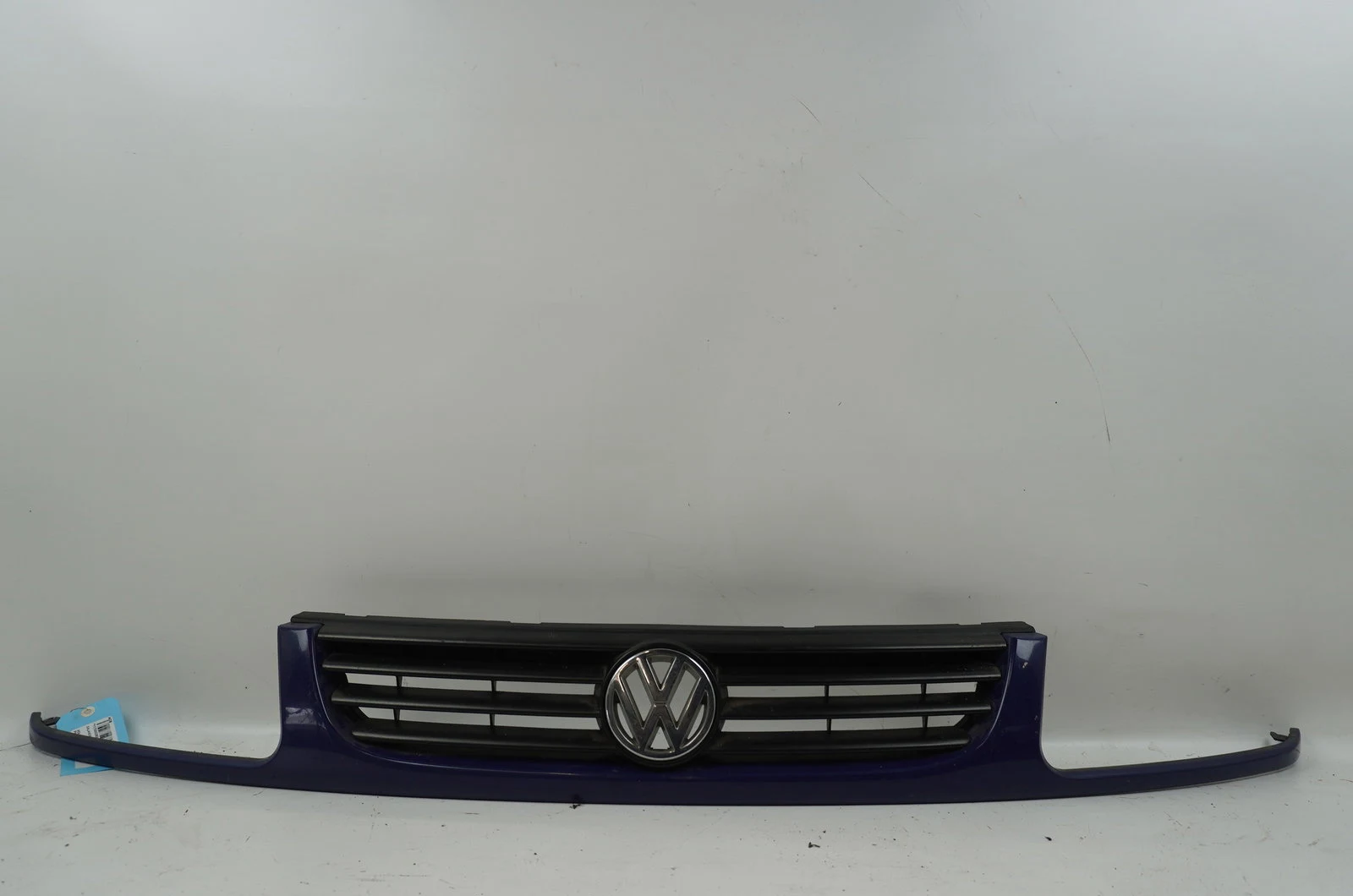 Calandre Volkswagen POLO (6N2) 1.4 (1999-2001) 5 portes occasion