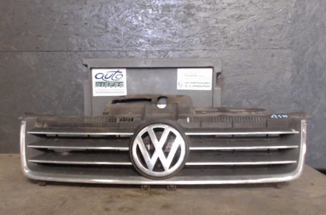 Calandre Volkswagen POLO (9N_, 9A_) 1.4 tdi (2001-2005) occasion