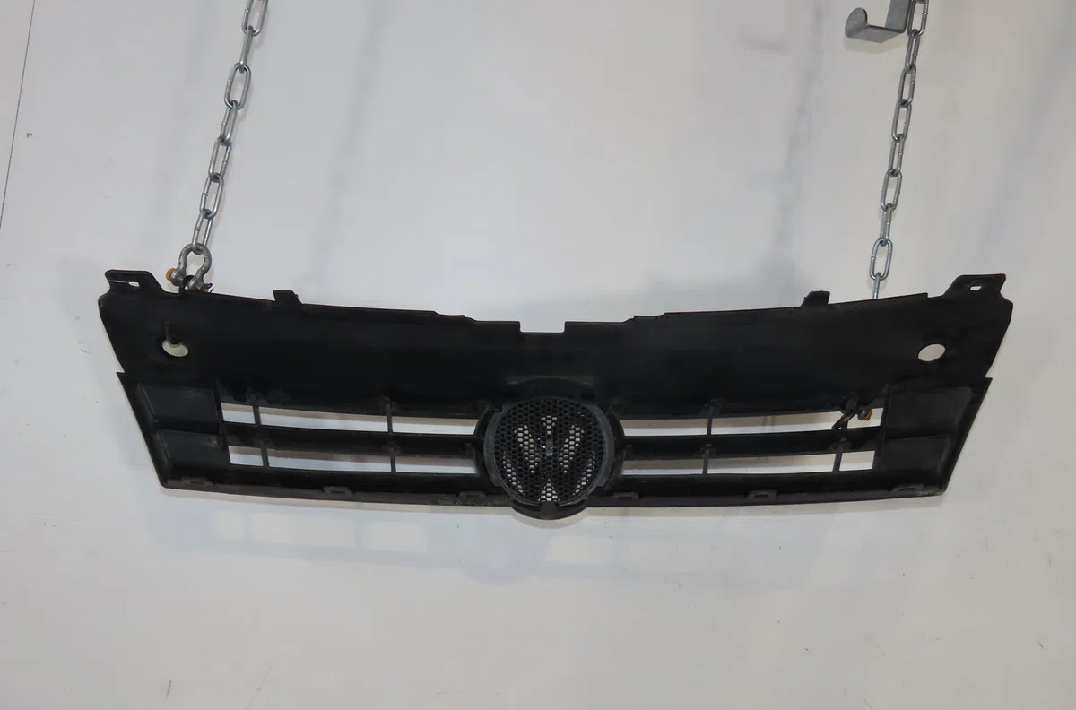 Calandre Volkswagen POLO V (6R1, 6C1) 1.2 tdi (2009) 5 portes occasion — photo 3