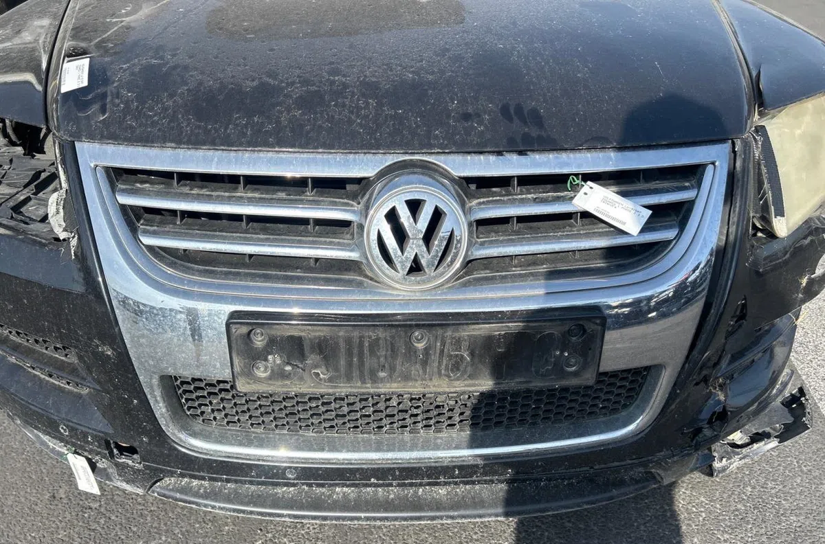 Calandre Volkswagen TOUAREG (7LA, 7L6, 7L7) 3.0 v6 tdi (2004-2010) occasion — photo 4