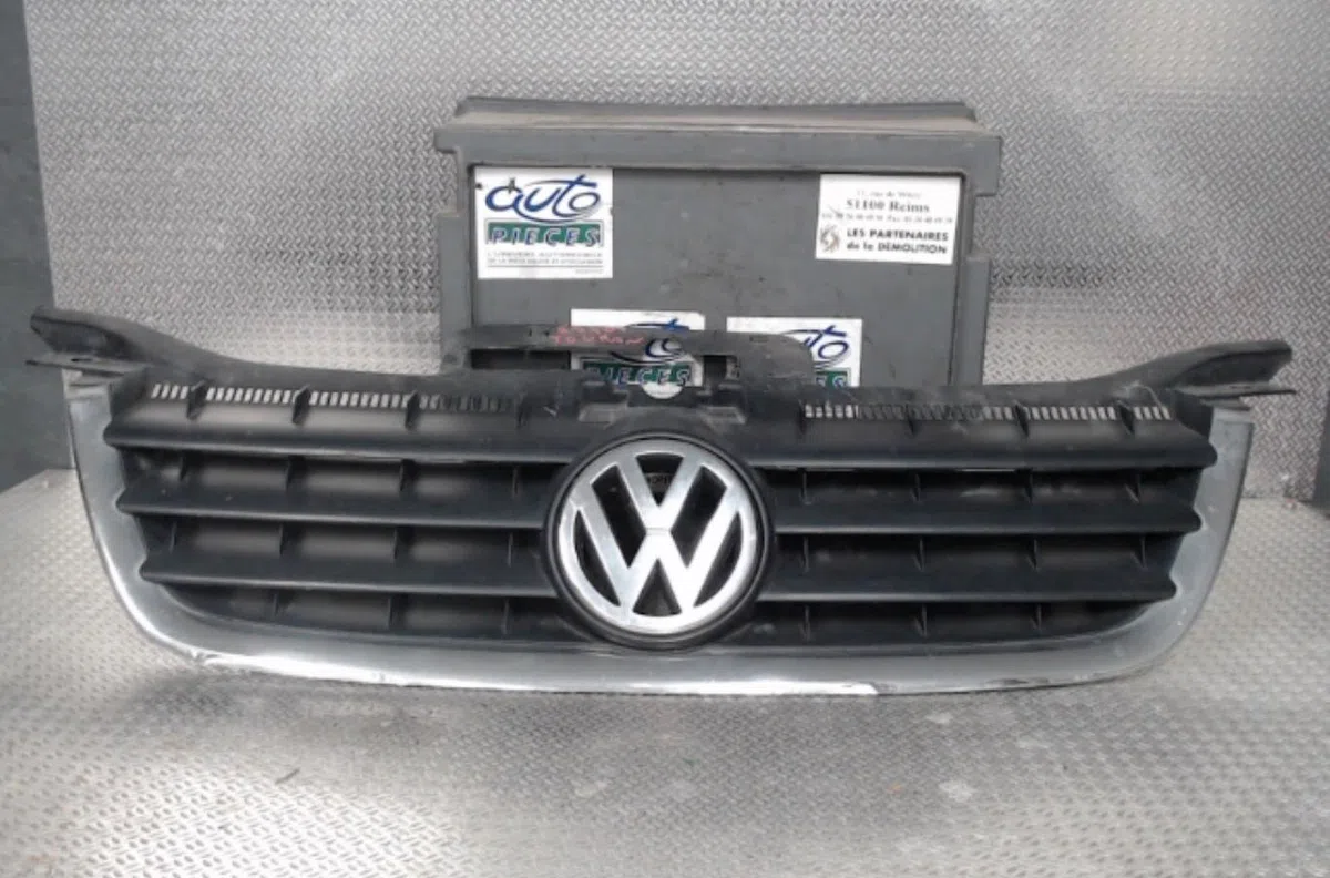 Calandre Volkswagen TOURAN (1T1, 1T2) 2.0 tdi (2003-2010) 5 portes occasion