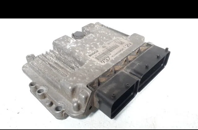 Calculateur moteur Alfa romeo 147 (937_) 1.9 jtdm 8v (937.axd1a, 937.axu1a, 937.bxu1a) (2005-2010) occasion — photo 2