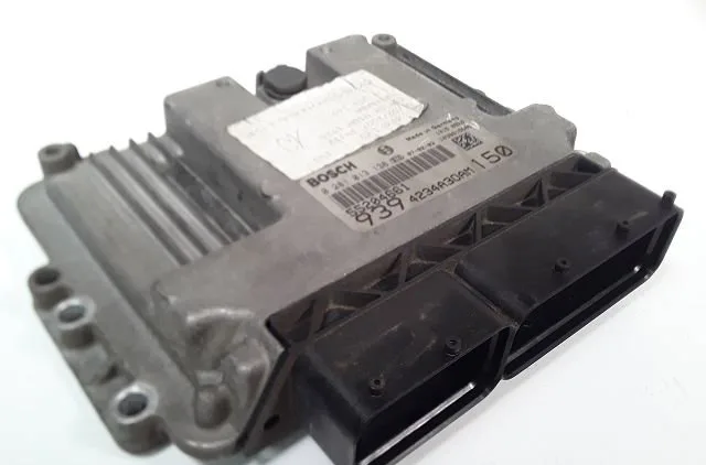 Calculateur moteur Alfa romeo 159 Sportwagon (939_) 1.9 jtdm 16v (939bxc1b, 939bxc12) (2006-2011) occasion