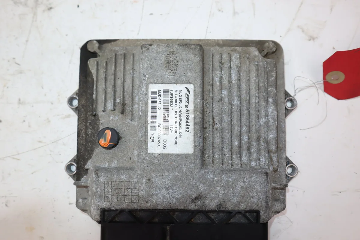 Calculateur moteur Alfa romeo MITO (955_) 1.3 multijet (955axh1b, 955axt1a) (2008-2010) 3 portes occasion