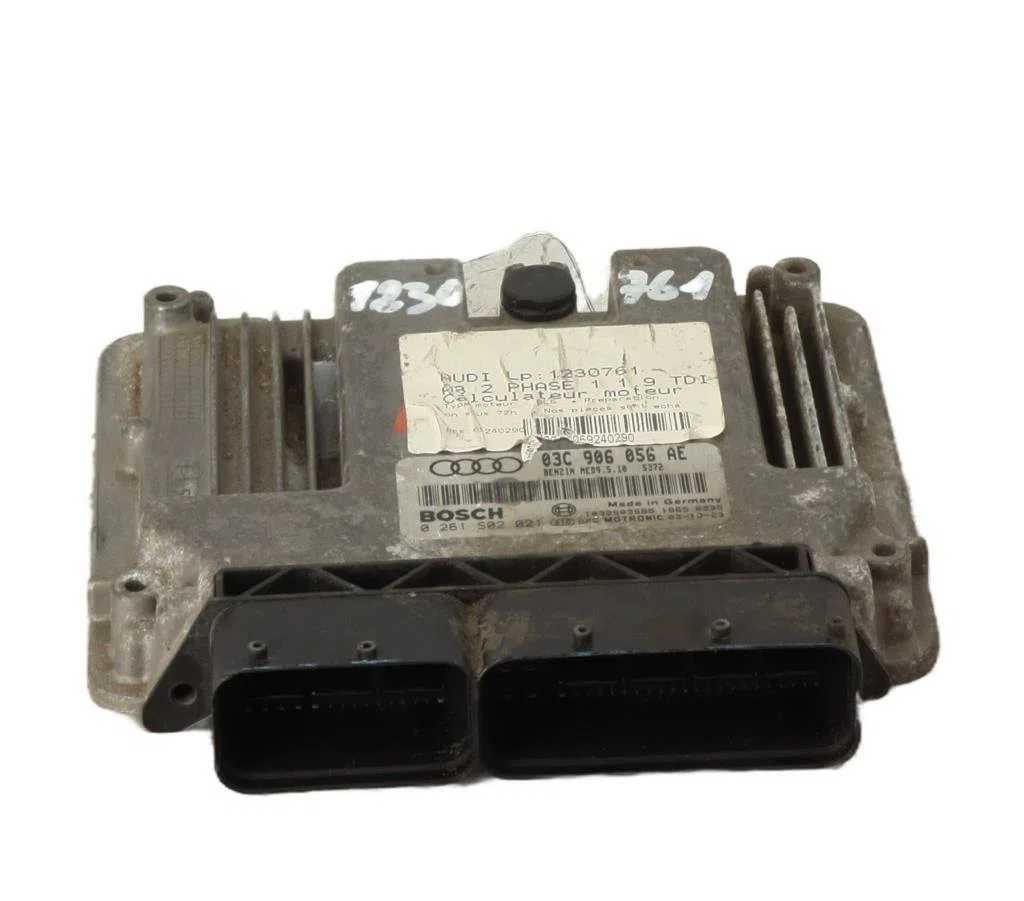 Calculateur moteur Audi A3 (8P1) 1.9 tdi (2003-2010) 3 portes occasion — photo 2