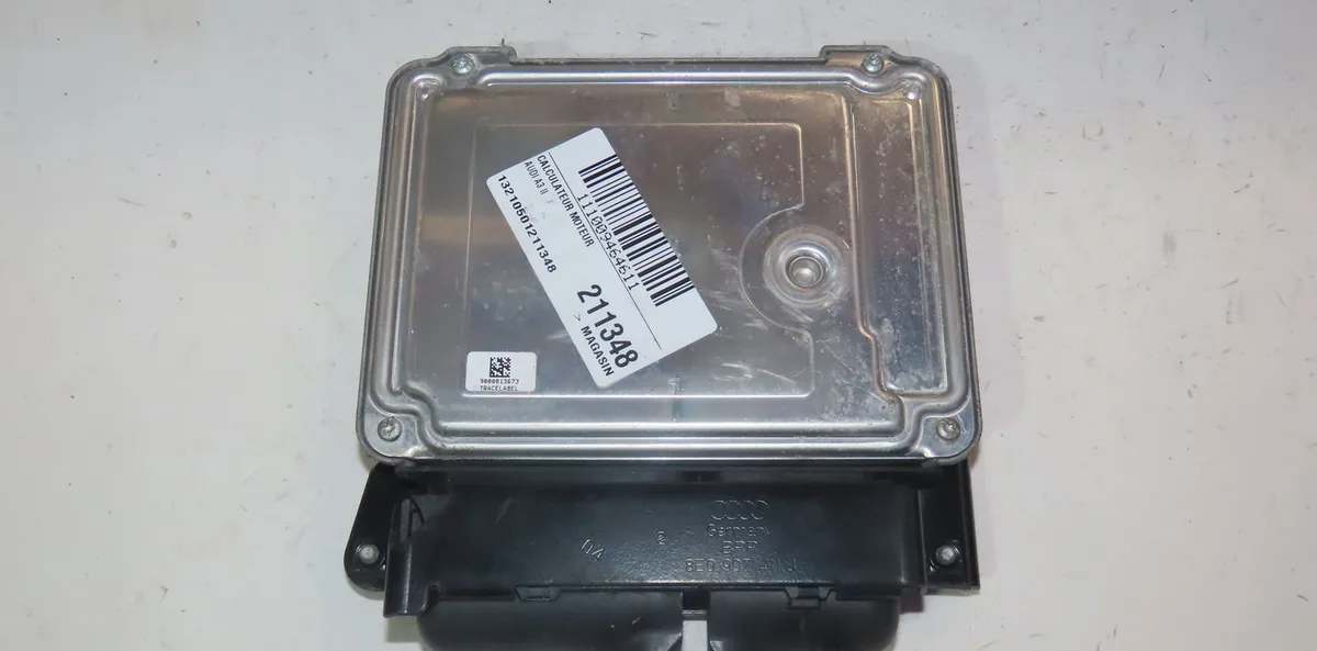 Calculateur moteur Audi A3 (8P1) 2.0 tdi 16v (2003-2012) 3 portes occasion