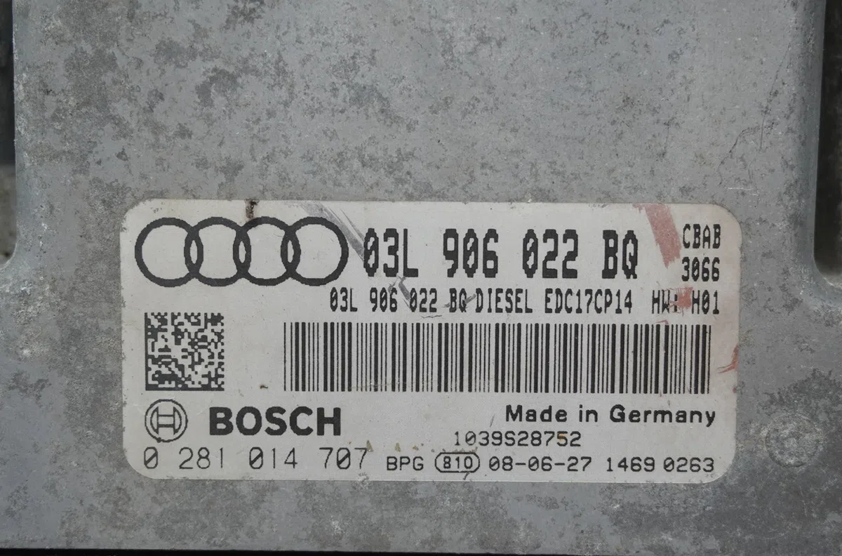 Calculateur moteur Audi A3 Sportback (8PA) 2.0 tdi 16v (2004-2013) 5 portes occasion — photo 2