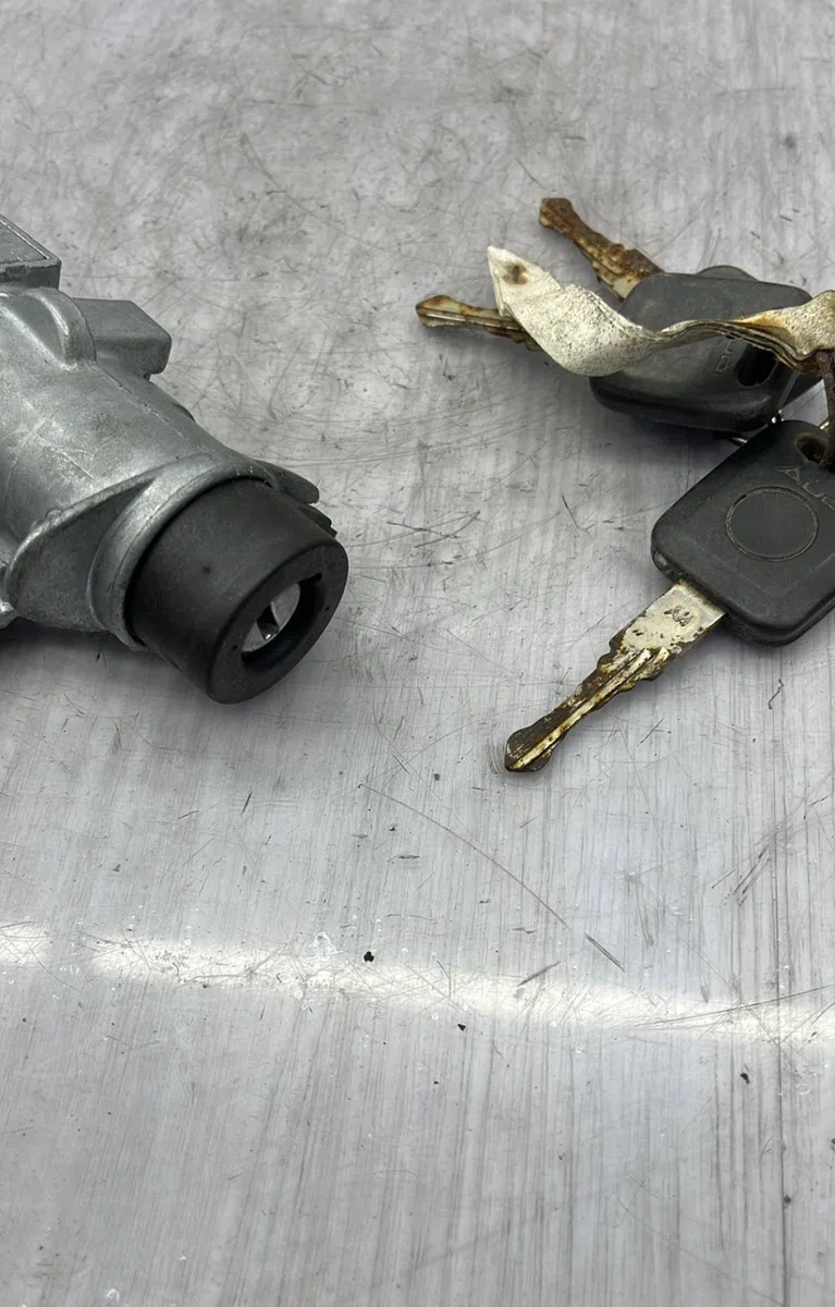 Calculateur moteur AUDI A4 1 PHASE 1 occasion