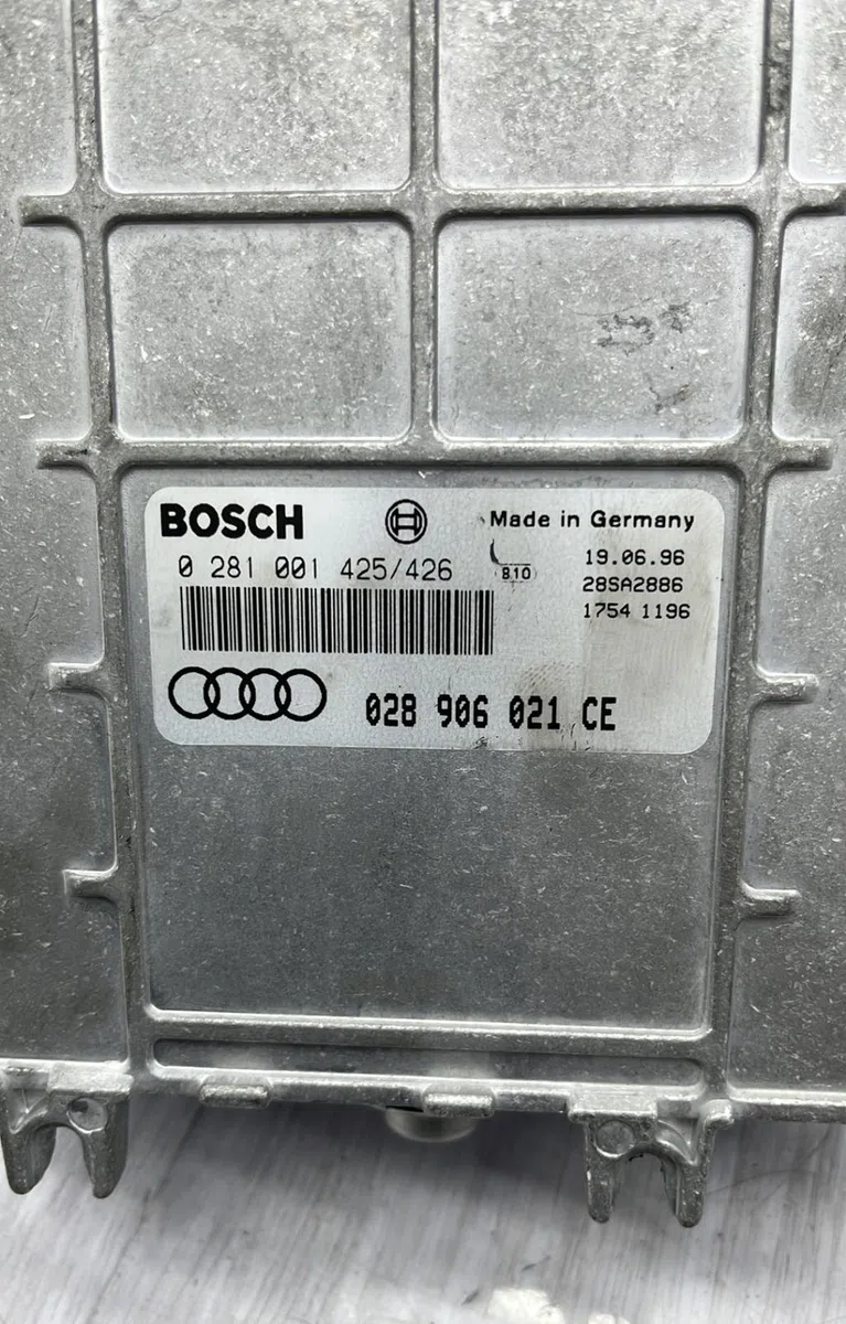 Calculateur moteur AUDI A4 1 PHASE 1 occasion