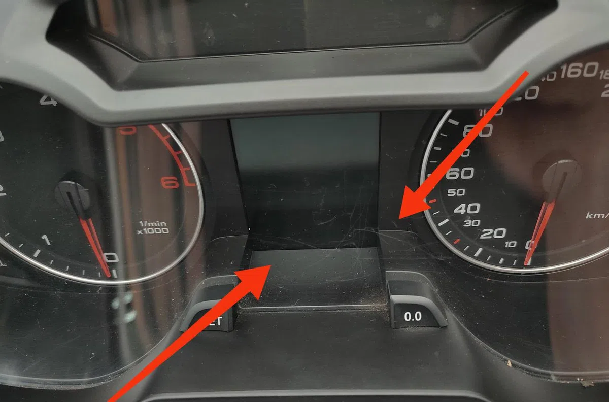 Calculateur moteur AUDI A4 3 PHASE 1 occasion — photo 3