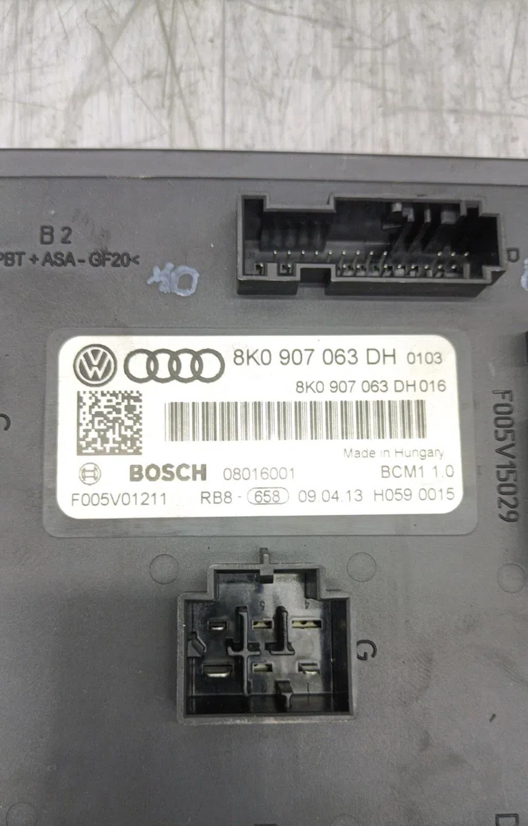 Calculateur moteur AUDI A5 1 SPORTBACK PHASE 2 occasion — photo 2