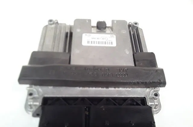 Calculateur moteur Audi A5 Sportback (8TA) 3.0 tdi quattro (2011-2017) occasion